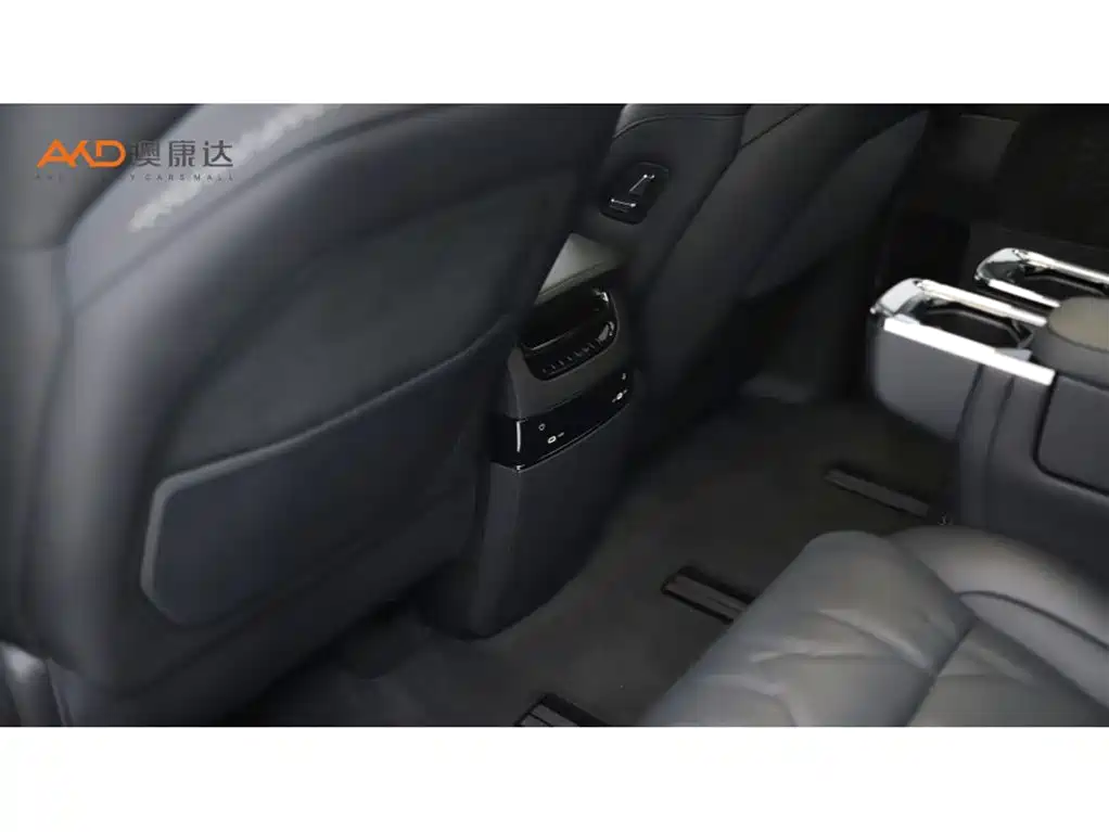 ZEEKR 009 2025 2024 6-seat Executive AWD 108kWh
