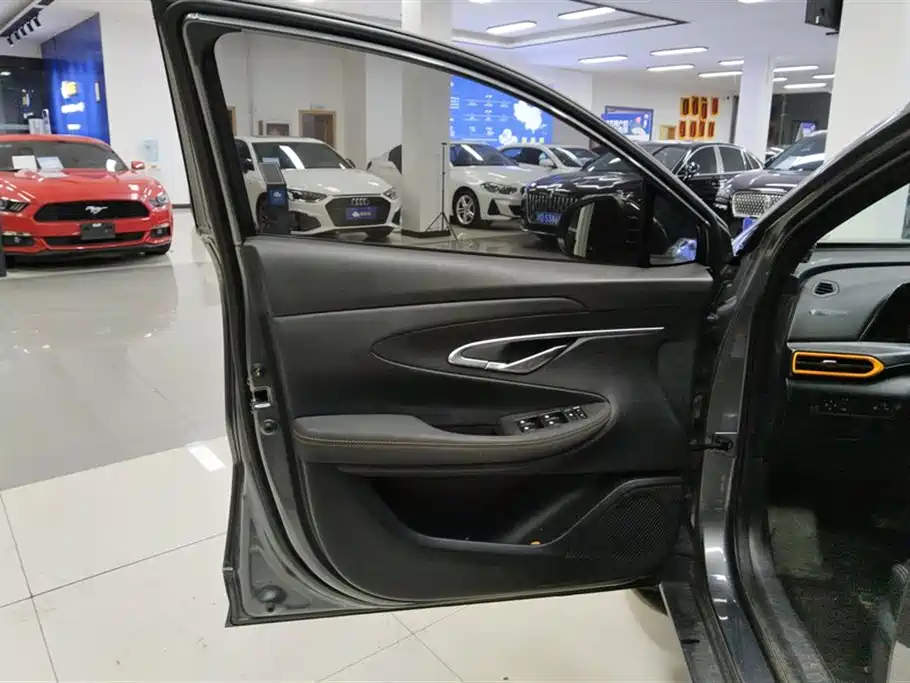 CHANGAN UNI-T