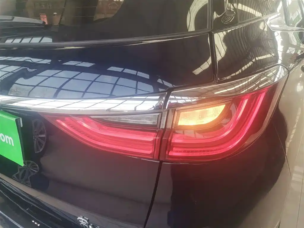 BYD Song MAX 2017 1.5T Auto Smart Elite 7-Seater фото 8