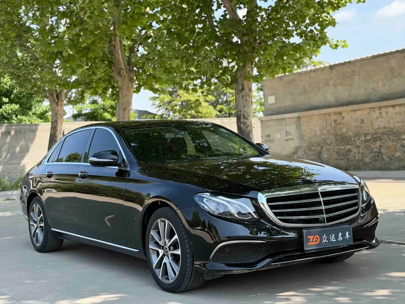 Mercedes-Benz E-Class 2019 Facelift E 300 L Luxury фото 3