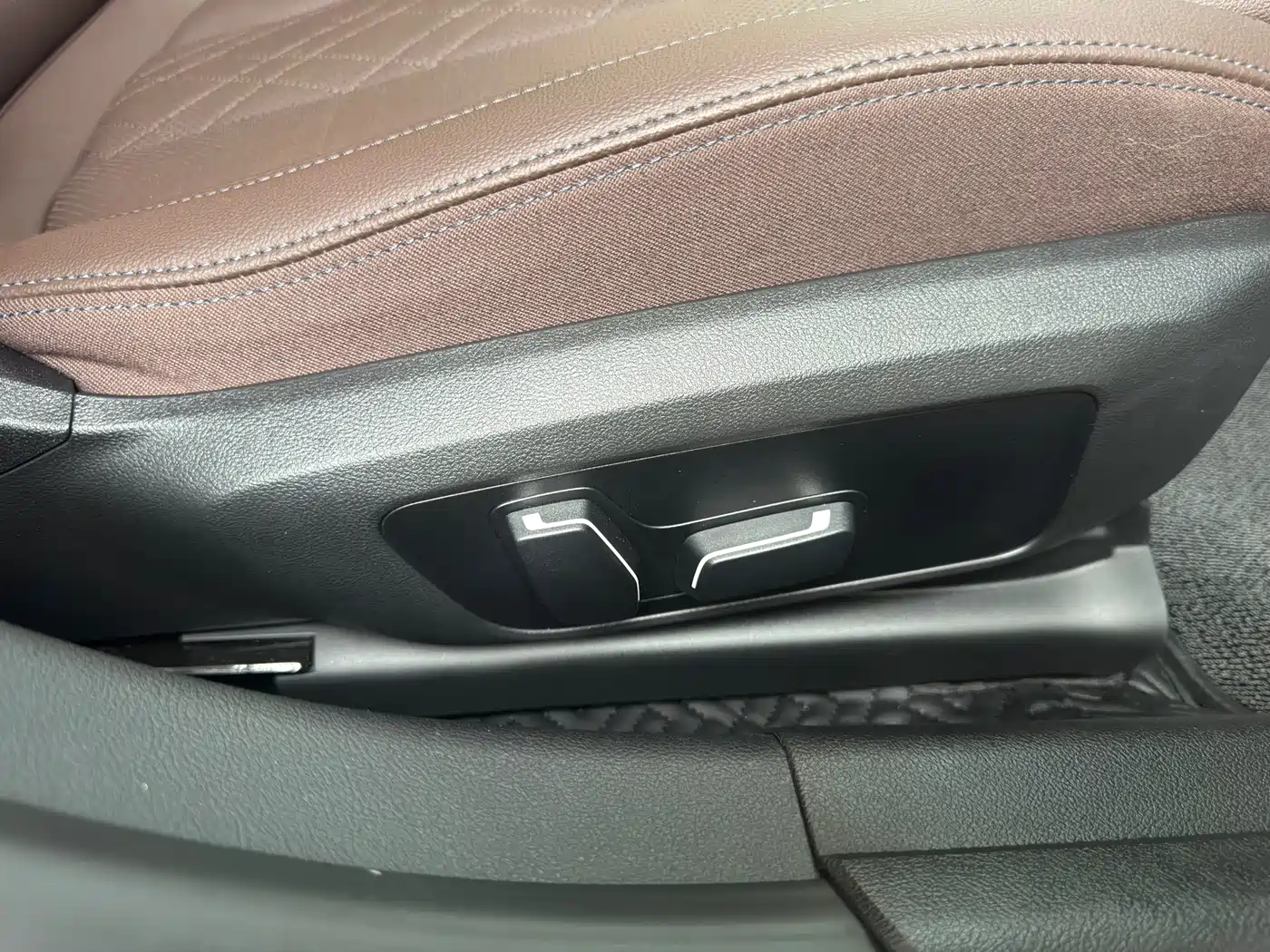 BMW i3 2024 eDrive 35 L фото 19