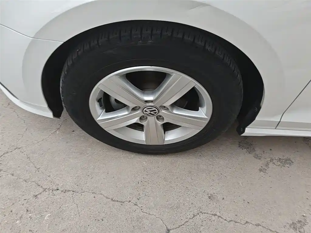 Volkswagen Lamando 2019 230TSI DSG Fashion Edition China VI фото 23
