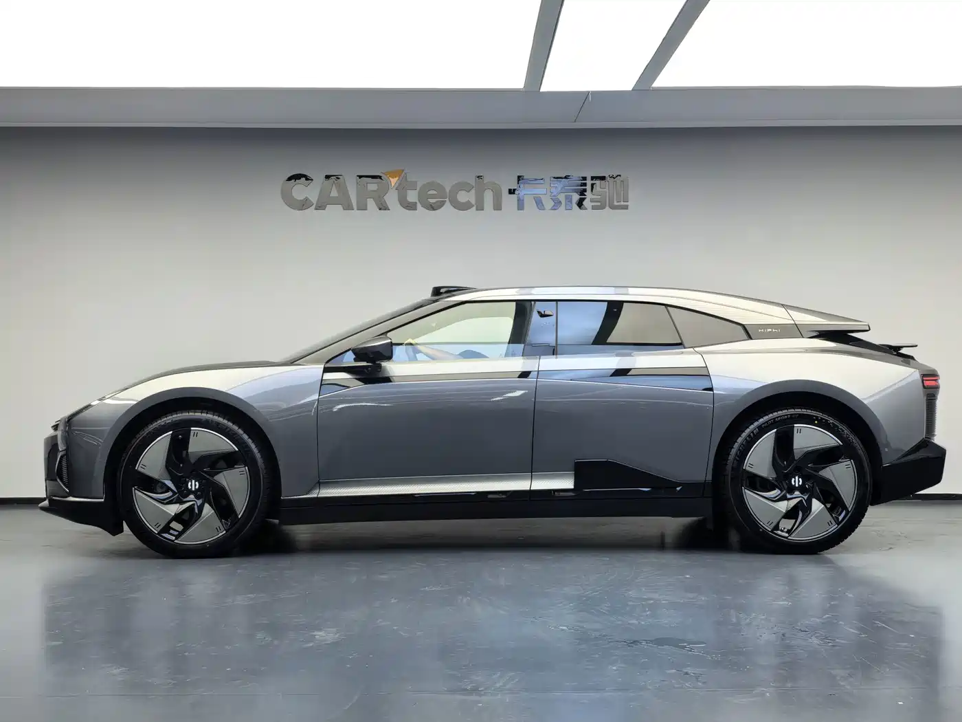 2023 HiPhi Z