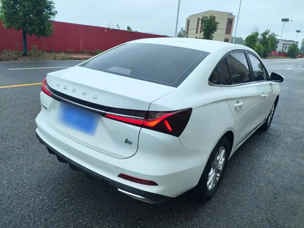 Roewe i5 2025 2023 1.5L CVT Luxury Edition
