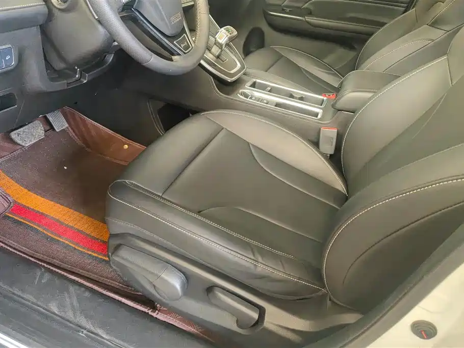 Haval M6 2021 PLUS 1.5T DCT Luxury Smart Connect фото 9
