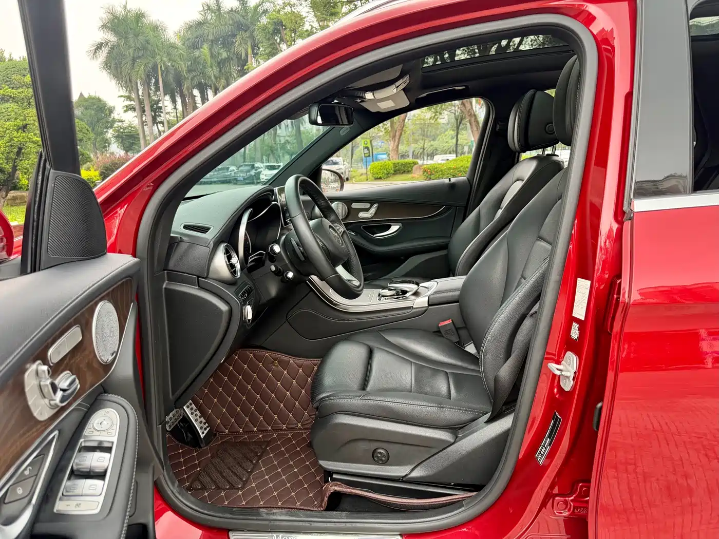 Mercedes-Benz GLC 2016 GLC 300 4MATIC Dynamic фото 16