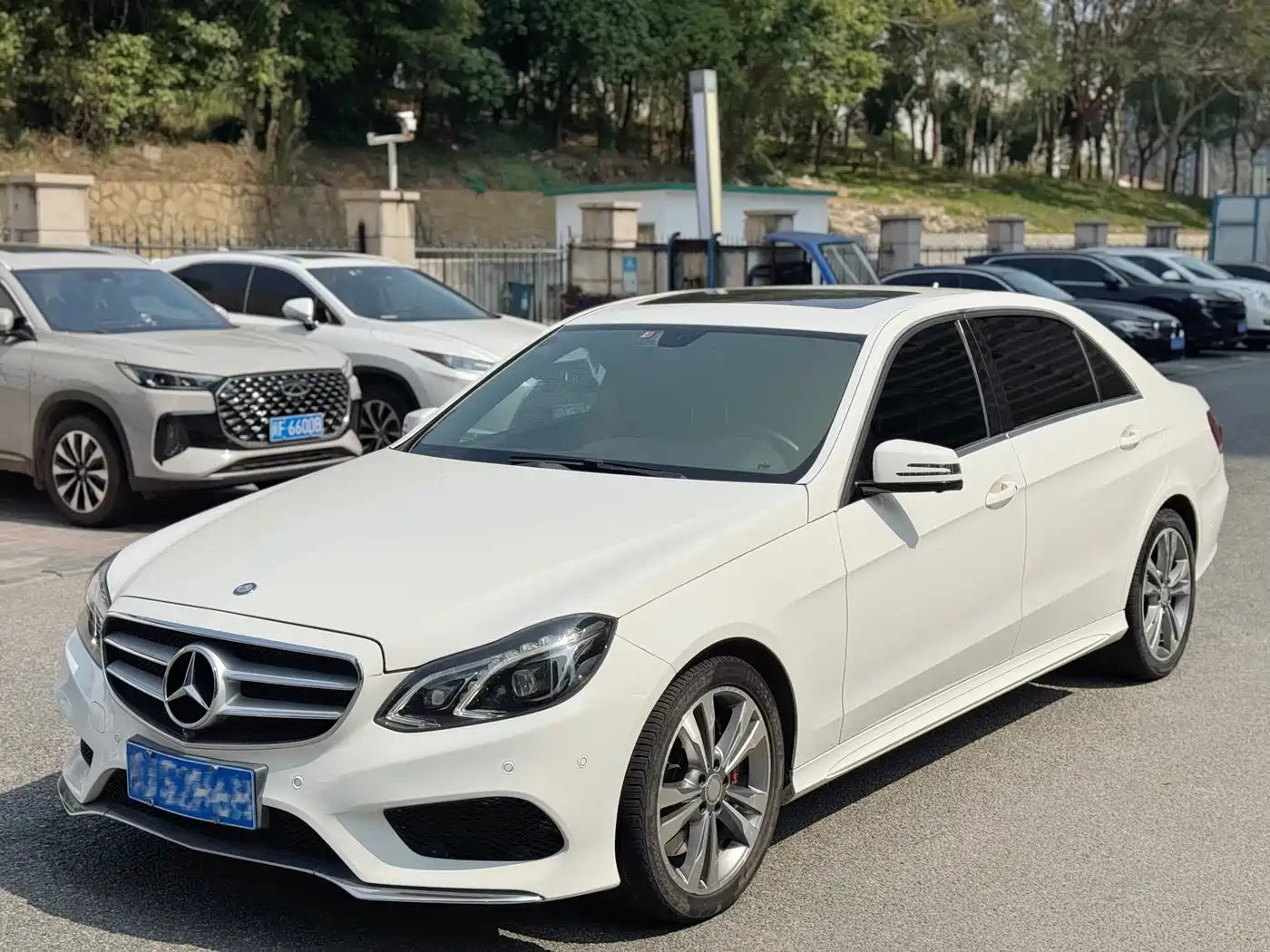 Mercedes-Benz E-Class 2015 E 260 L Sport