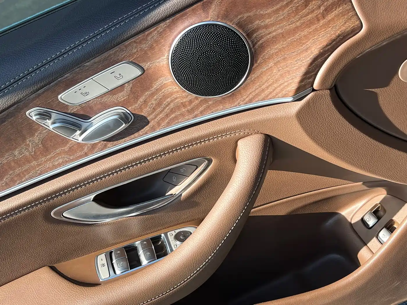 Mercedes-Benz E-Class New Energy 2022 E 350 e L Plug-in Hybrid Sedan фото 22