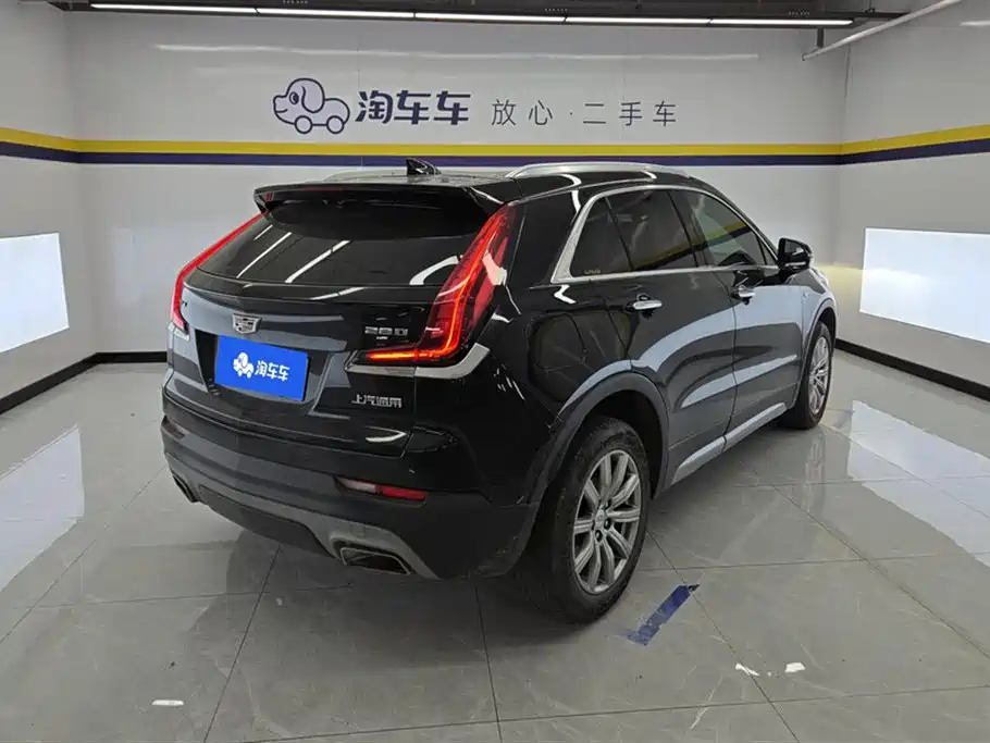 Cadillac XT4 2020 28T 2WD Luxury фото 3