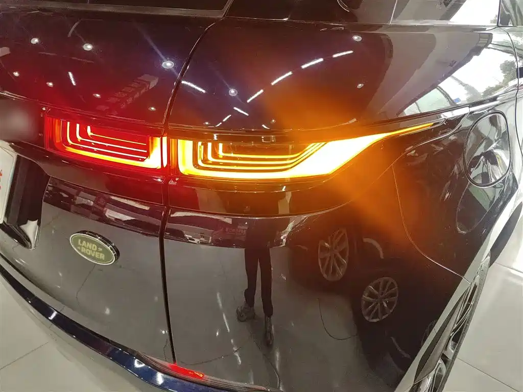 Land Rover Range Rover Evoque 2020 249PS R-DYNAMIC S Sport Edition фото 8