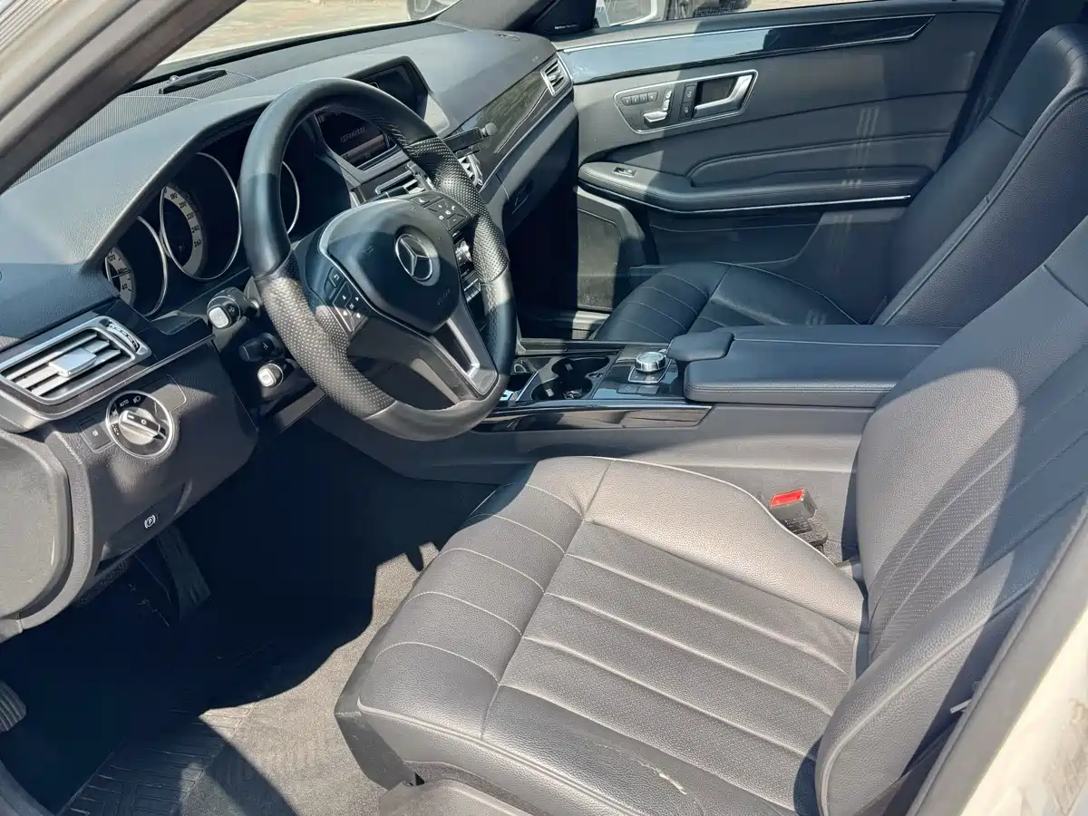 Mercedes-Benz E-Class 2015 E 260 L Sport фото 7