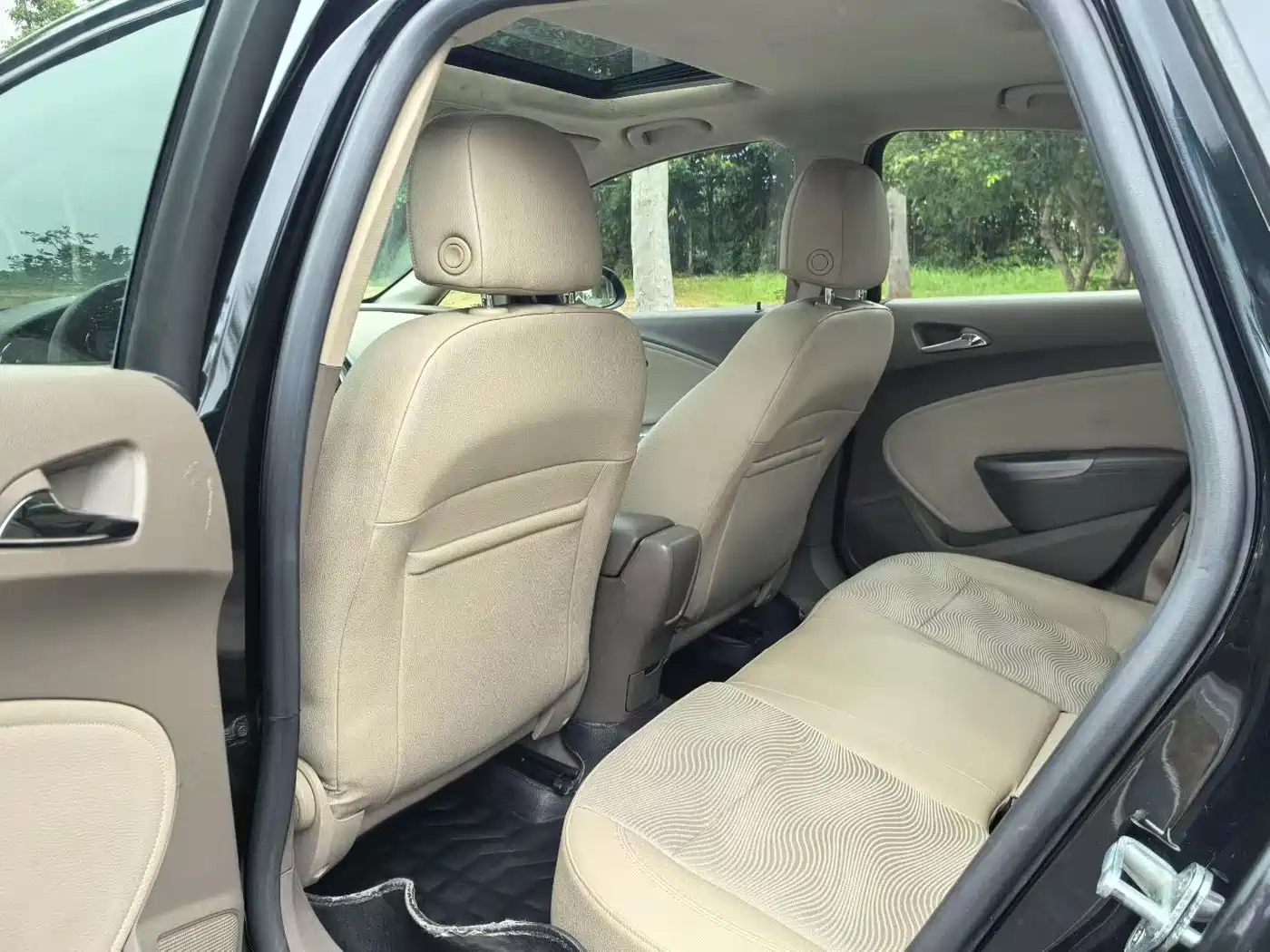 Buick Excelle 2013 GT 1.6L Automatic Fashion Edition фото 5