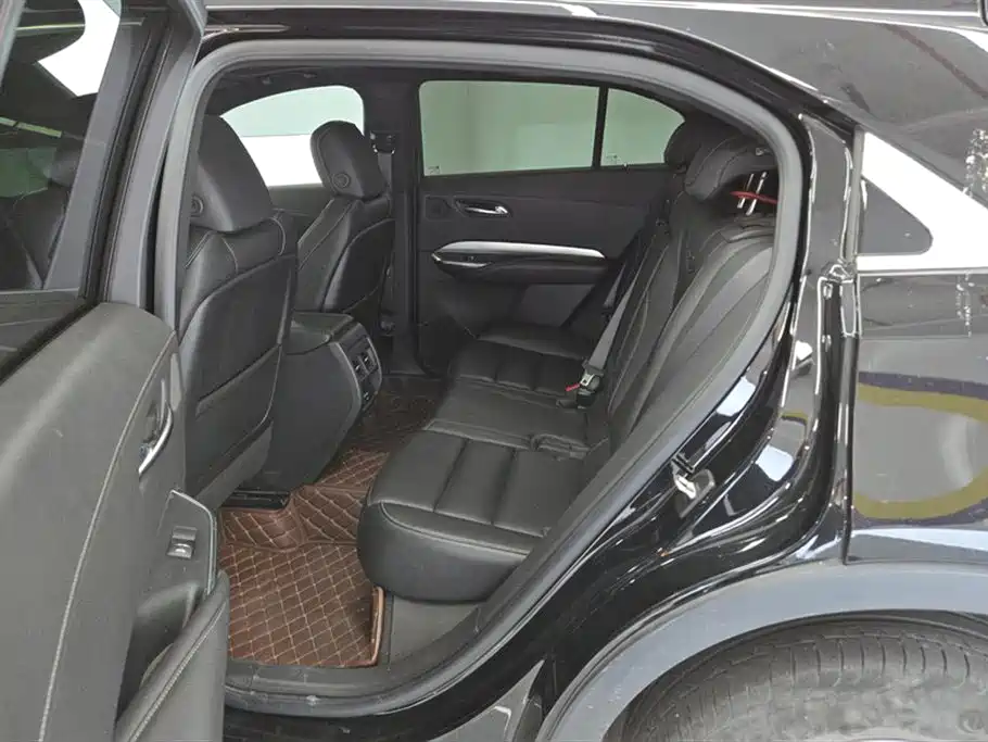 Cadillac XT4 2020 28T 2WD Luxury фото 11