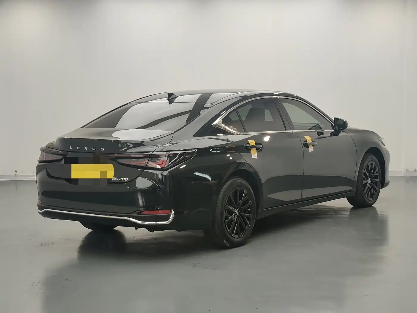 Lexus ES 2025 2025 200 Ultimate Edition