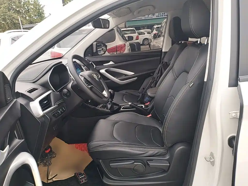 Photo 15 - Baojun 530
