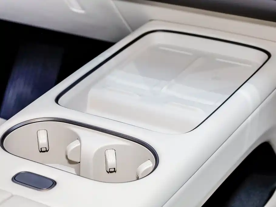Li Auto i6 2025 2025 2WD Base Model