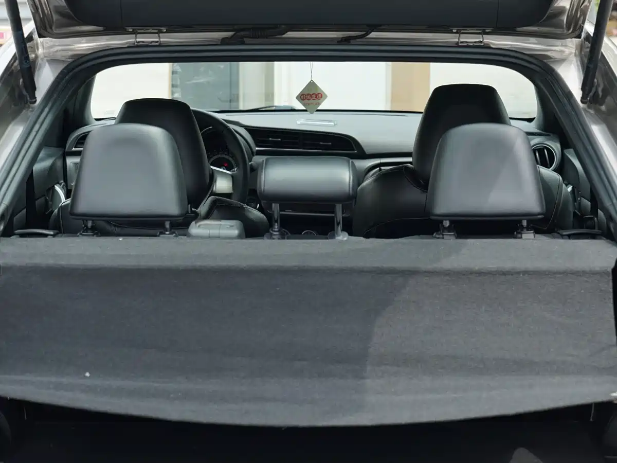 Toyota Zelos 2011 2.5L Standard Edition фото 19