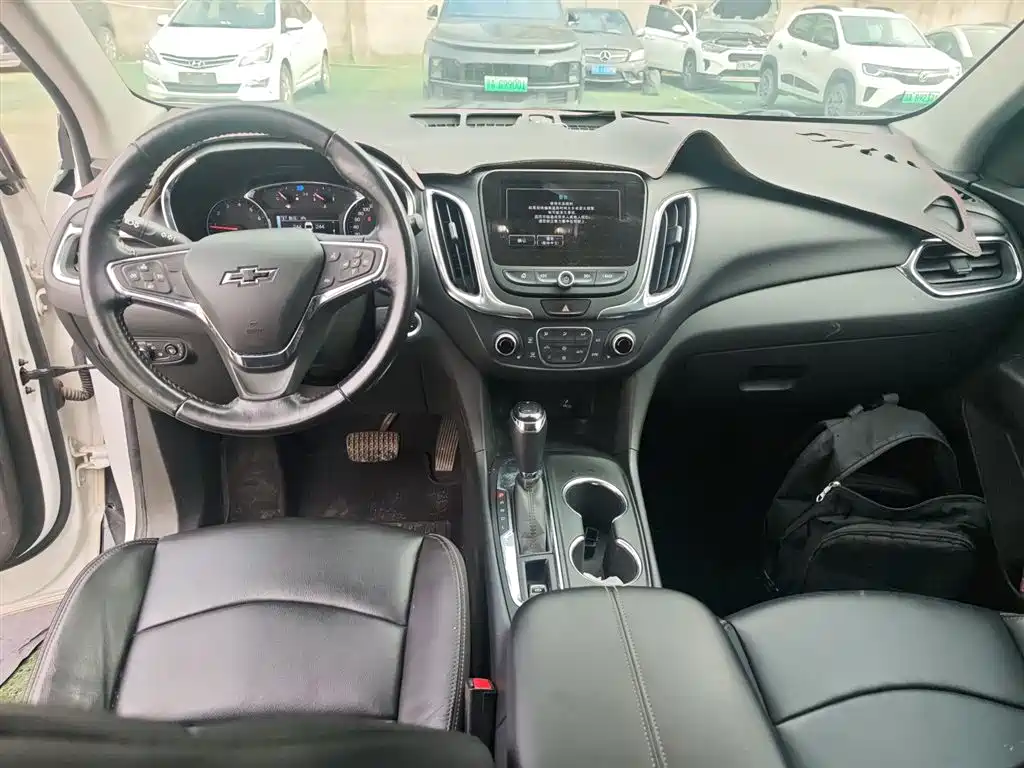 Chevrolet Equinox 2017 535T Automatic Realm Edition фото 6