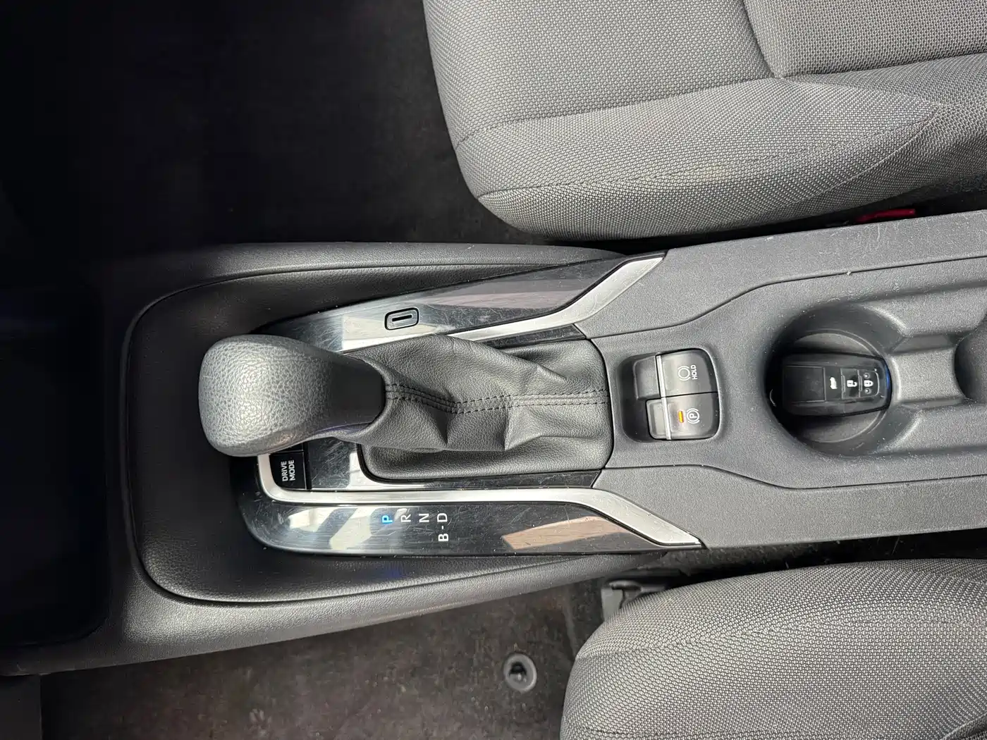 Toyota Levin 2022 Dual Engine 1.8H E-CVT Leading Edition фото 15
