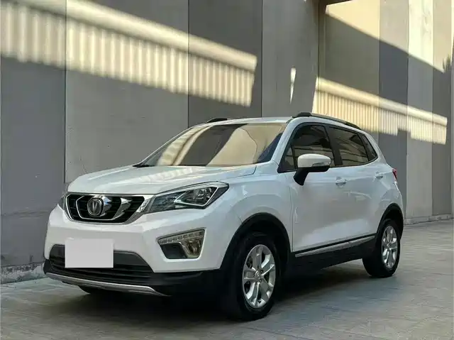 CHANGAN CS15