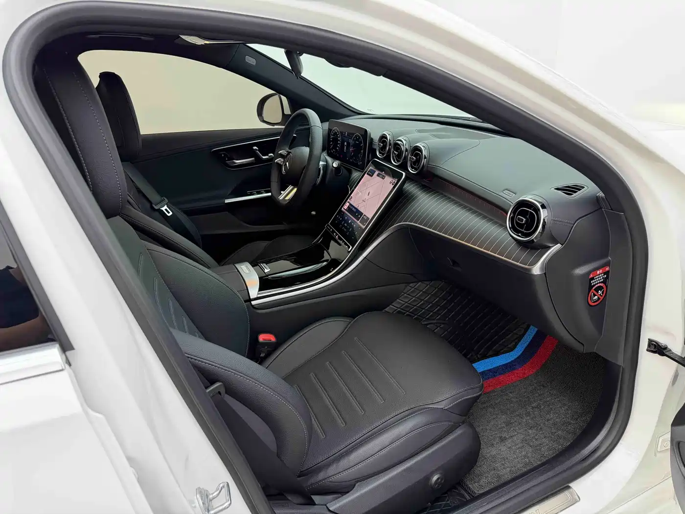 Mercedes-Benz C-Class 2023 C 200 L Sport фото 17