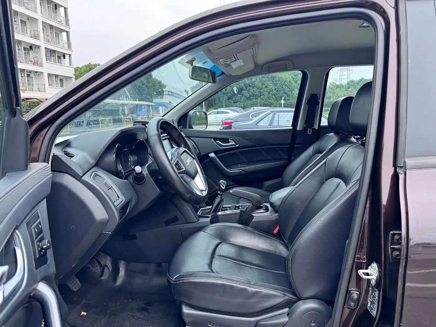 Jiangling Yuhu 7 2019 2020 Model 2.0T Diesel Automatic 2WD Comfort Short Wheelbase China VI JX4D20A6L