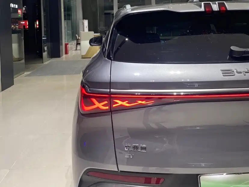 BYD Yuan PLUS 2025 Smart Drive 510KM Surpass Edition фото 6