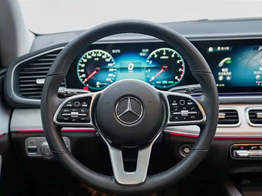 Mercedes-Benz GLE 2023 GLE 450 4MATIC Fashion фото 10