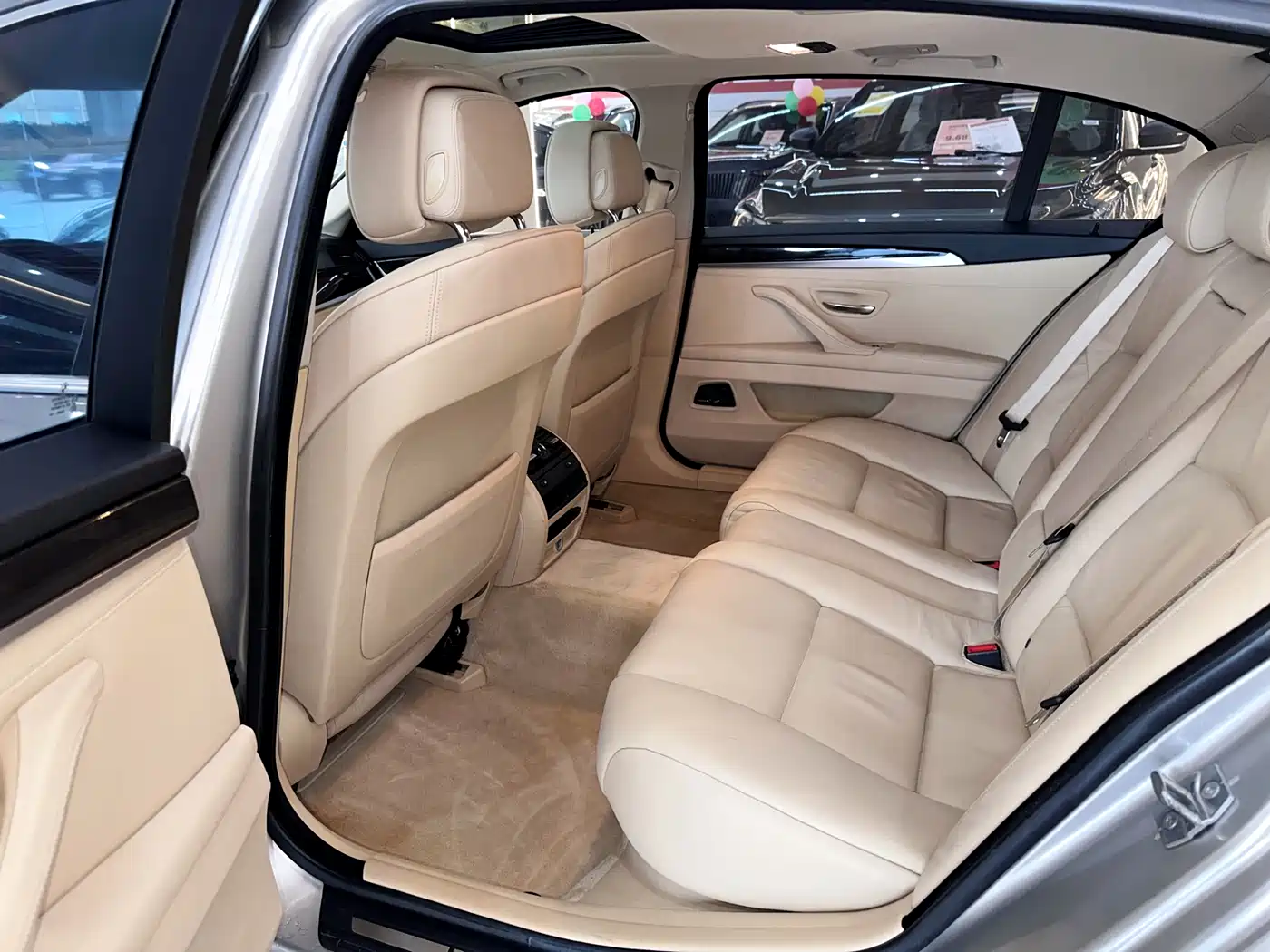 BMW 5 Series 2013 525Li Luxury фото 12