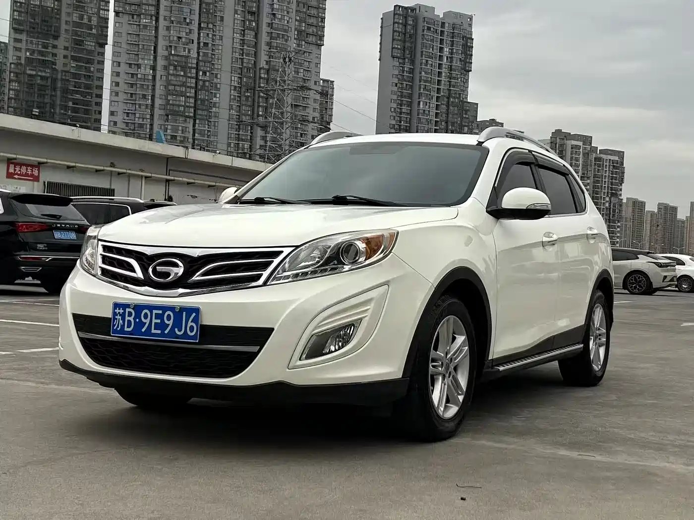 GAC Trumpchi Trumpchi GS5 2012 2.0L Automatic 2WD Anniversary Edition