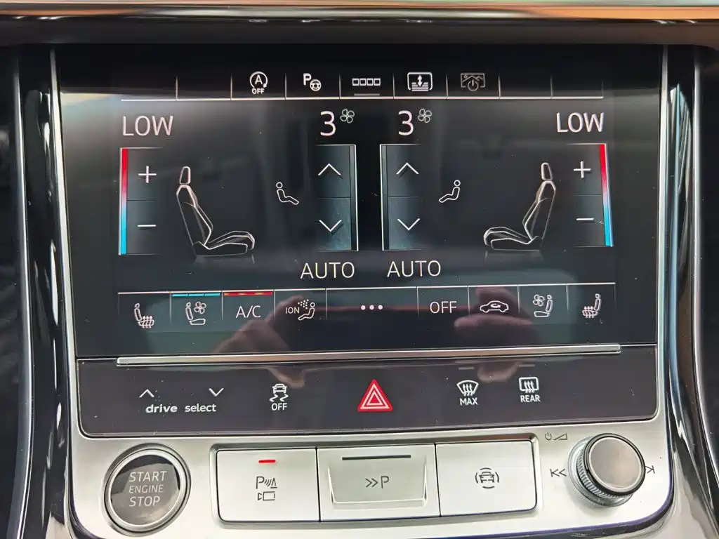 Audi A8 2026 2025 A8L 50 TFSI quattro Exclusive Selection