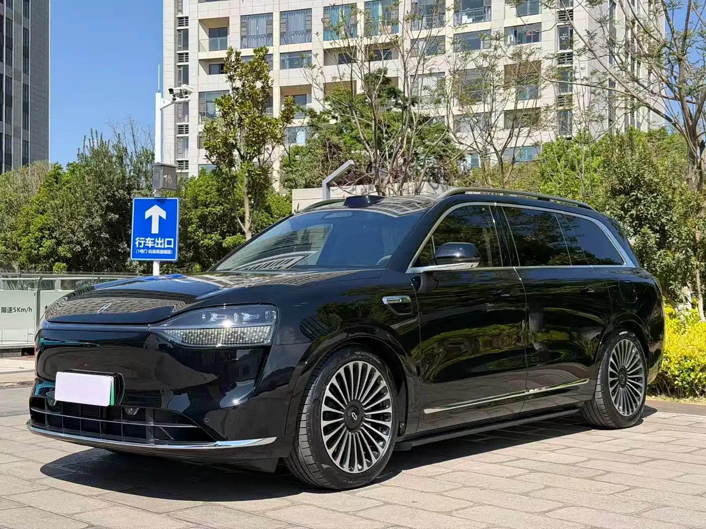 AITO Wenjie AITO M9 2025 Extended Range Ultra 52kWh 6-Seater