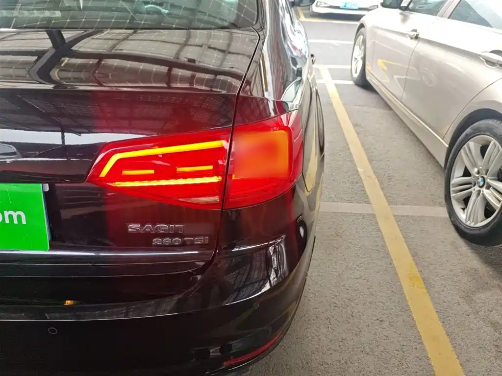 Volkswagen Sagitar 2018 280TSI DSG Spark Edition фото 8