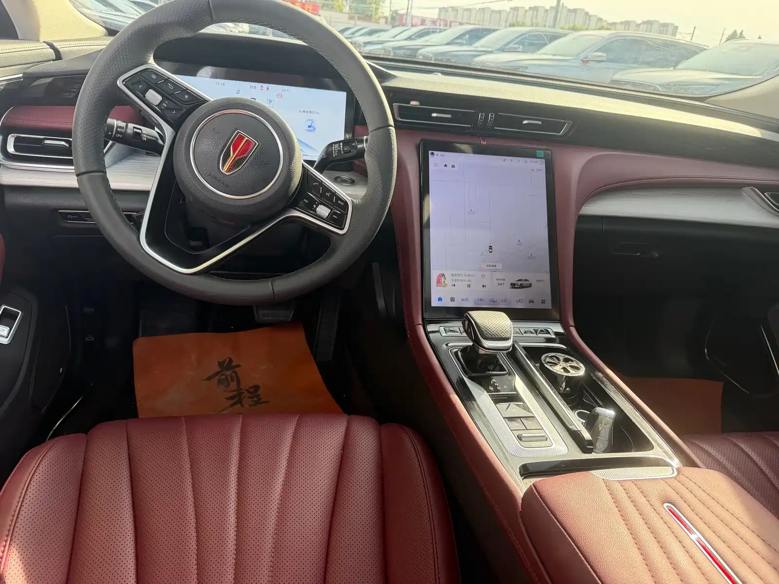 صورة 9 - Hongqi H5