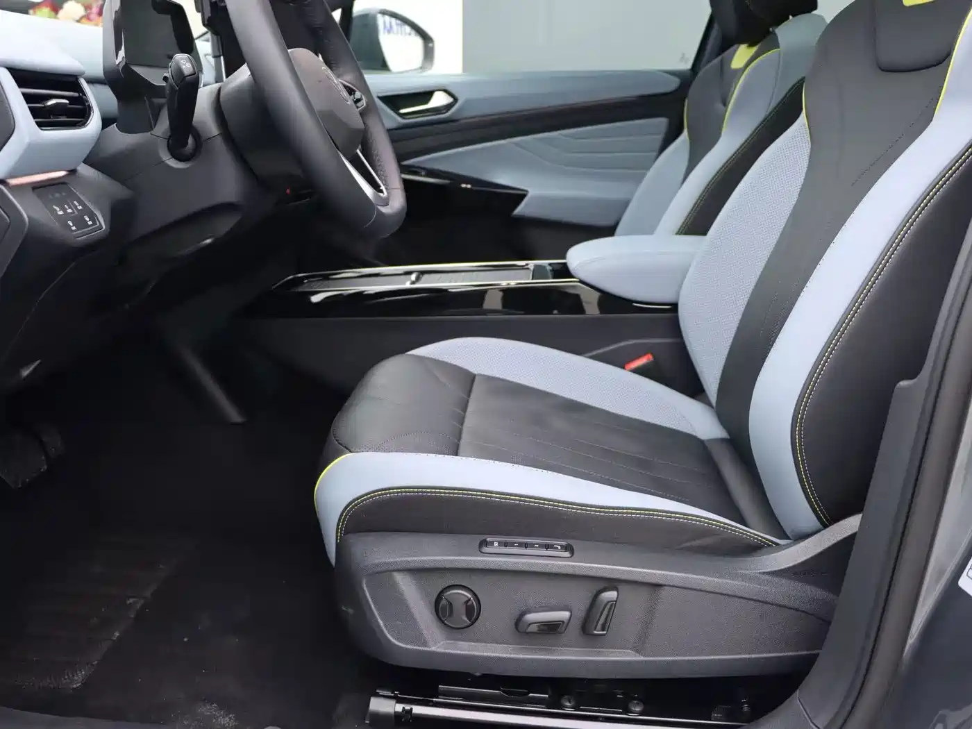 Volkswagen ID.4 X 2025 2025 Smart Edition Outstanding