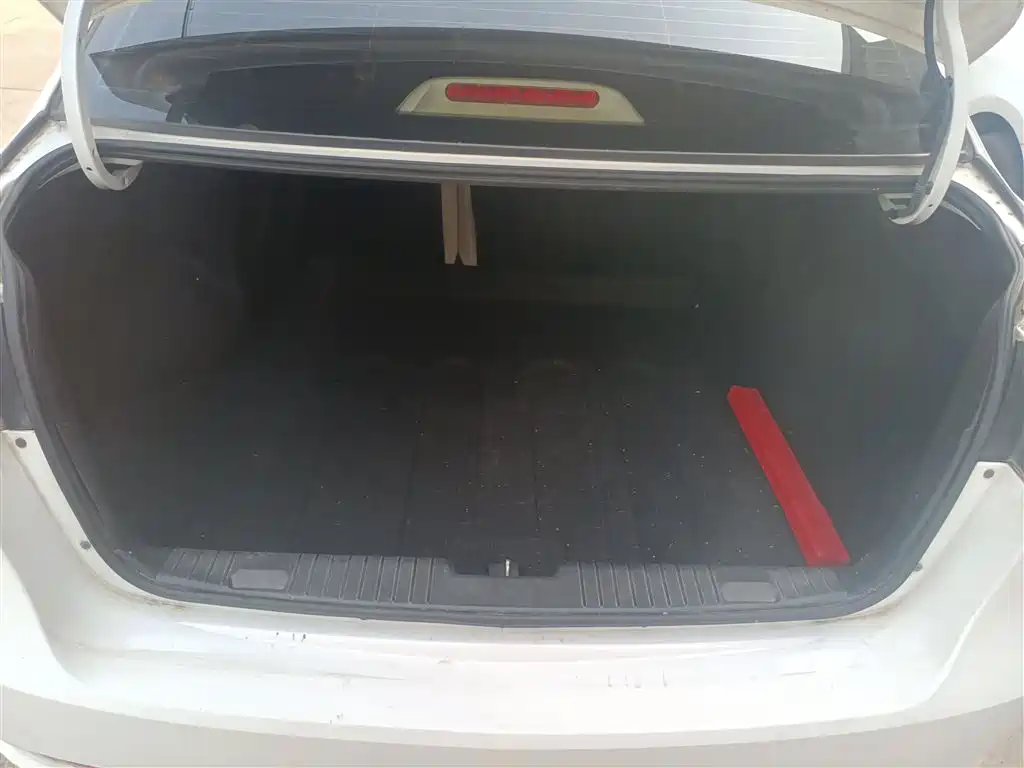 Buick Excelle 2015 1.5L Automatic Classic фото 19