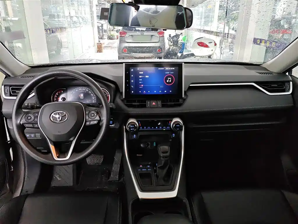 Toyota RAV4 Rongfang 2021 2.0L CVT 2WD Trend фото 6