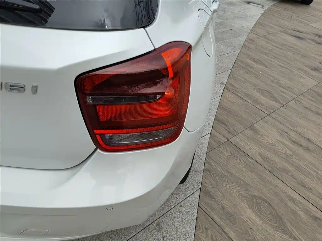 BMW 1 Series (Import) 2013 Facelift 116i Leading Model фото 21