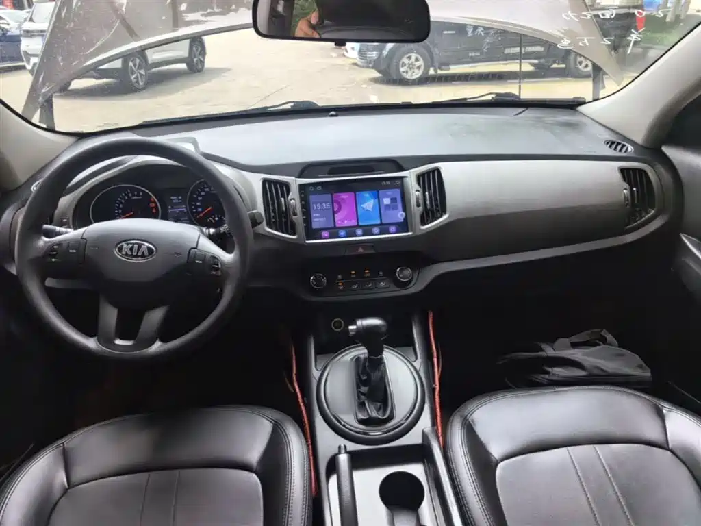 Kia Sportage 2015 2.0L Automatic 2WD GL фото 10