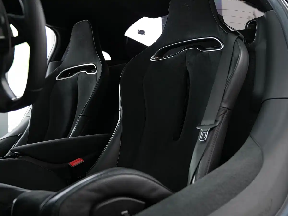 McLaren Artura 2023 3.0T Hybrid Standard фото 20