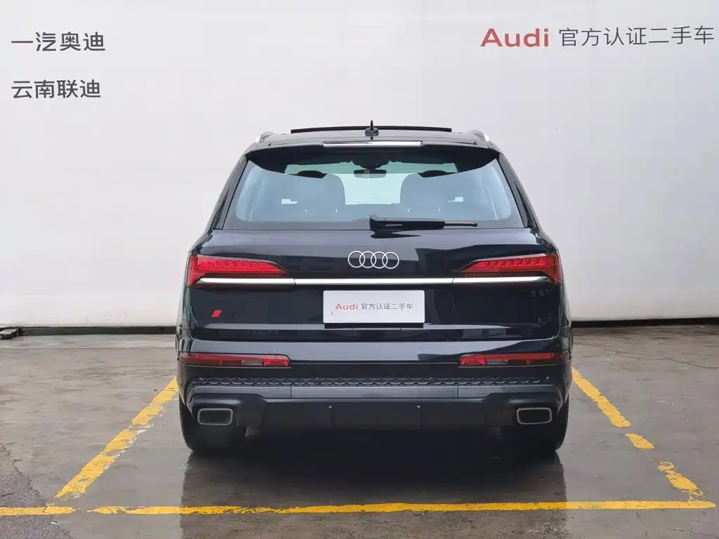 Audi Q7 2025 2025 55 TFSI quattro S line Sport
