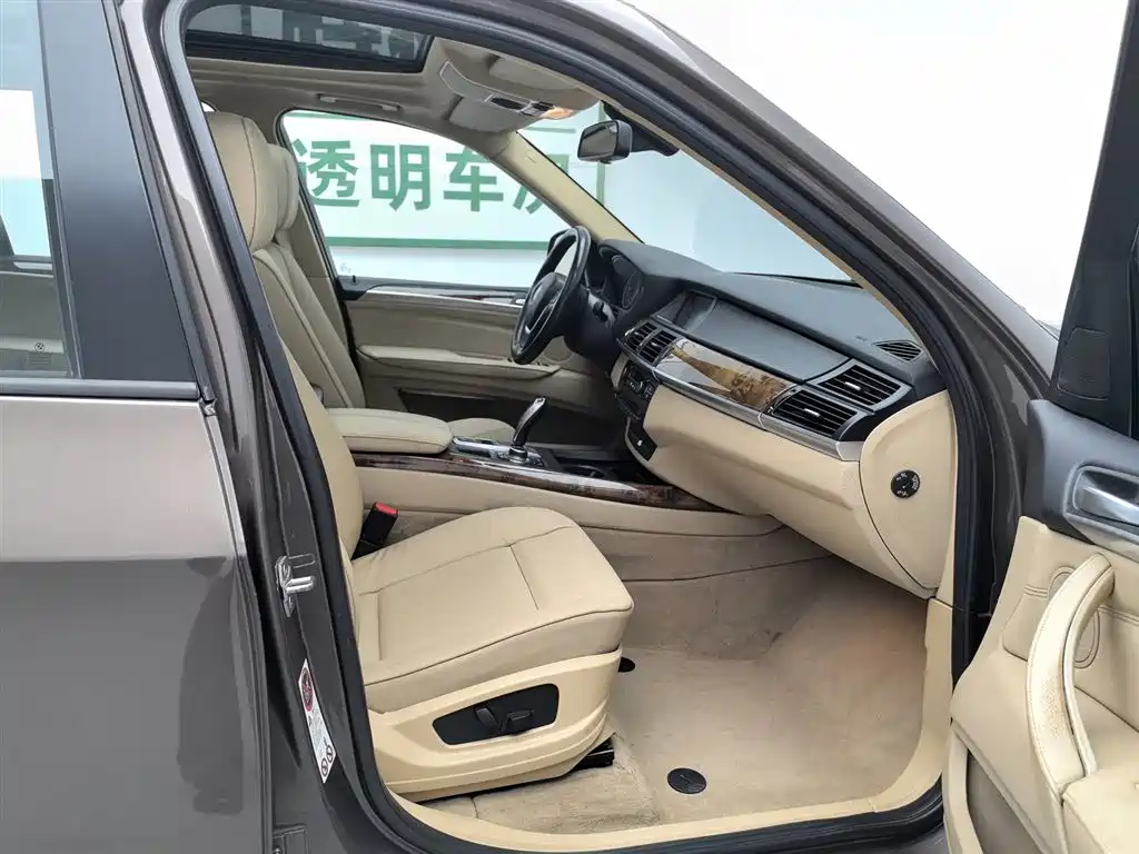 BMW X5 (Import) 2013 xDrive35i Luxury фото 23