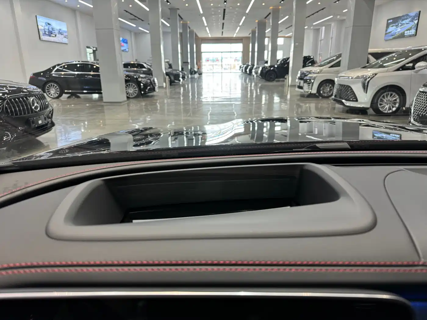 MERCEDES-BENZ GLC AMG