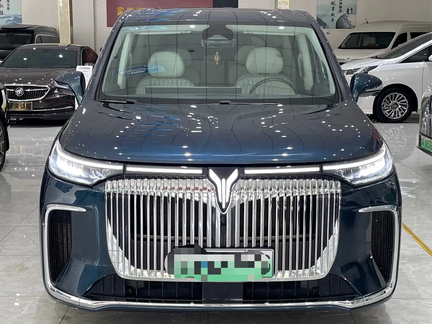 Voyah Auto Voyah Dreamer 2025 PHEV AWD Flagship Kunpeng Edition фото 2