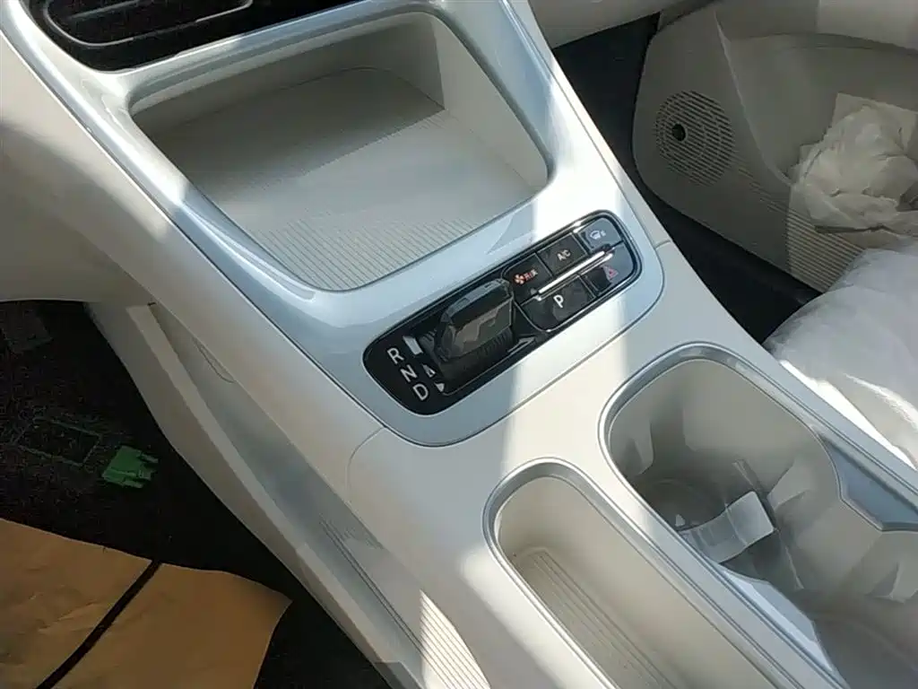 Geely Galaxy Starry Wish 2026 Edition 310km Youth Version фото 14