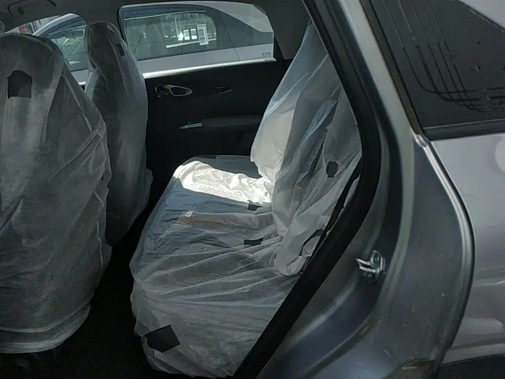 Geely Galaxy Starry Wish 2026 Edition 310km Youth Version фото 17