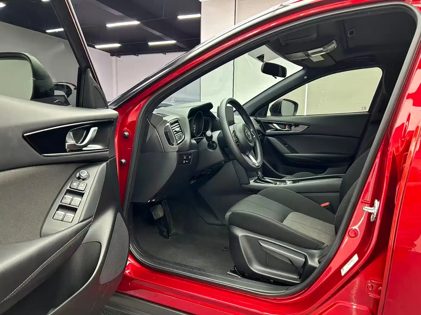 Mazda CX-4 2023 2021 2.0L Auto FWD Skyactiv Explorer Edition