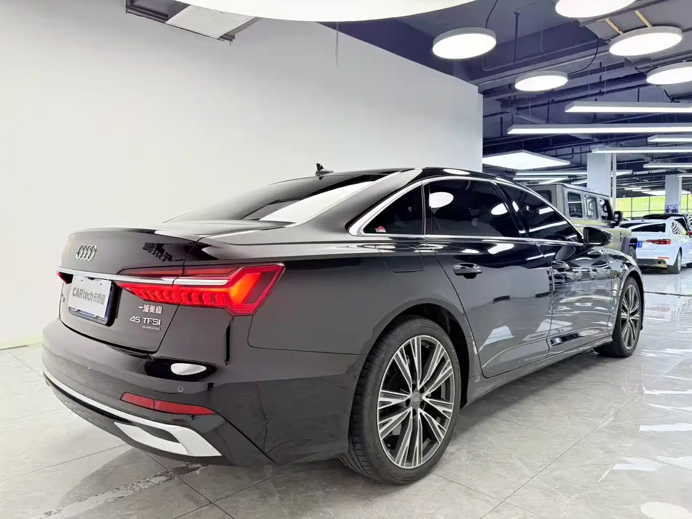 Audi A6L 2021 45 TFSI quattro Exclusive Sport фото 6