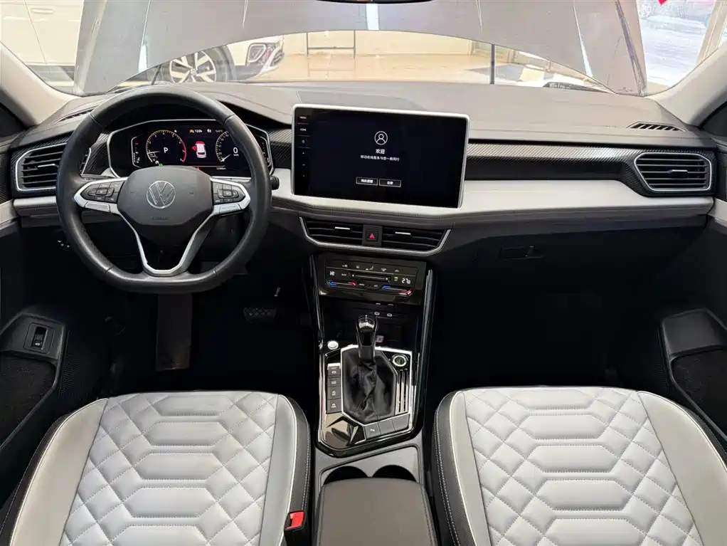 Volkswagen Tayron 2023 280TSI 2WD Luxury Plus Advanced Edition фото 20