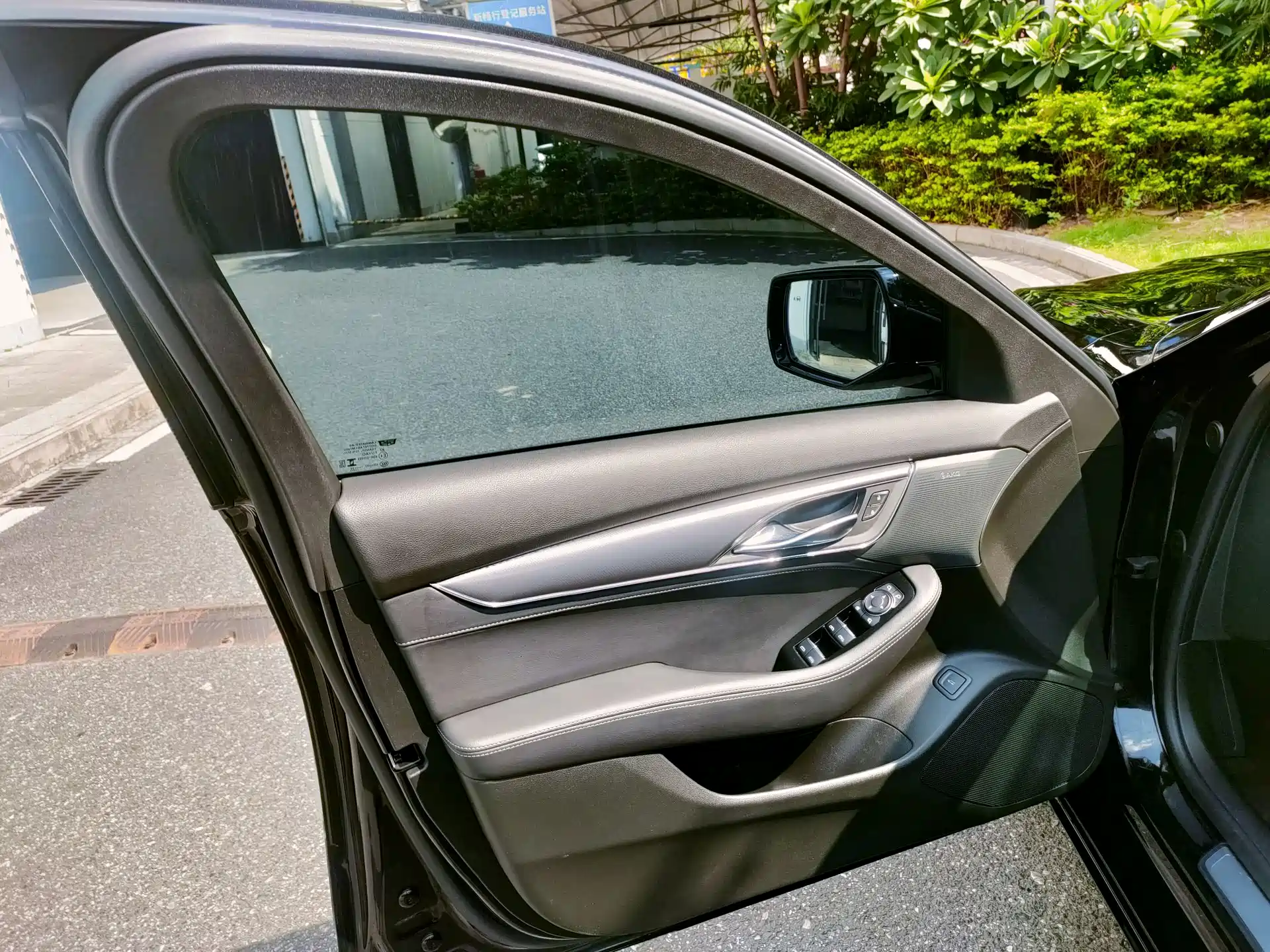 Фото 12 - Cadillac CT5